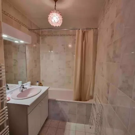 Apartment Athena Proche Centre